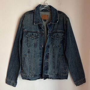 GAP Vintage Y2K Classic Denim blue Jean Jacket medium wash heavy size medium EUC